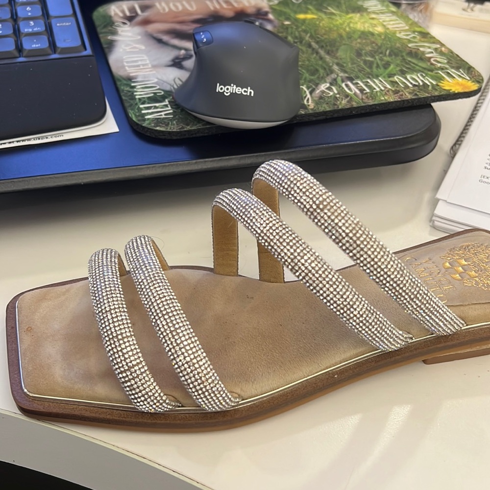 VINCE CAMUTO Peomi Rhinestone Slide Sandals